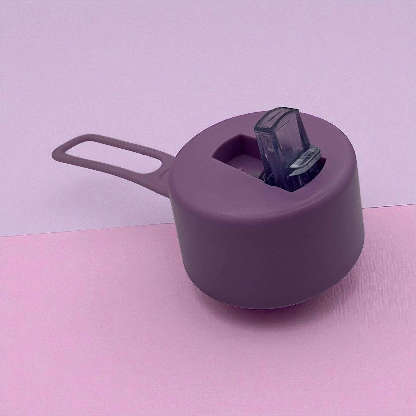 Grape straw lid